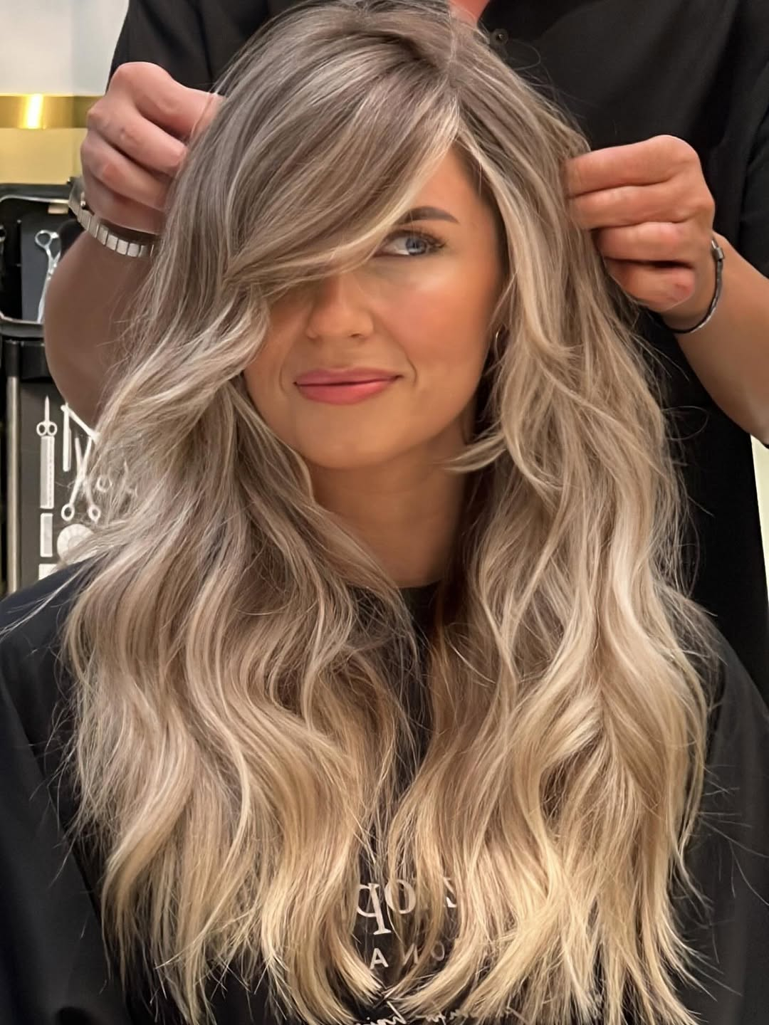 Natural blonde ✨
.
#blondehair #reklam #emreayaksiz #hairsalon #behindthechair_com