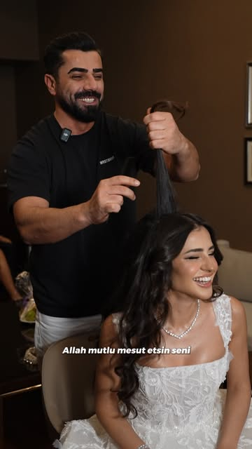 @caglarhazal9 'ın en özel gününde, zarafetle şekillenen gelin saçı dokunuşları… 
Mutluluğunuz daim olsun ✨

#emreayaksiz #weddinghairstyle #hairstylists #hazalçağlar