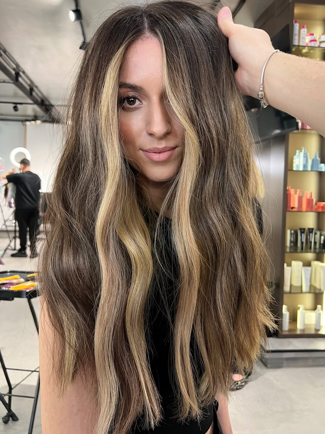 Albania modellerimiz ????????
.
#albania #haircolor #emreayaksiz #masterclas