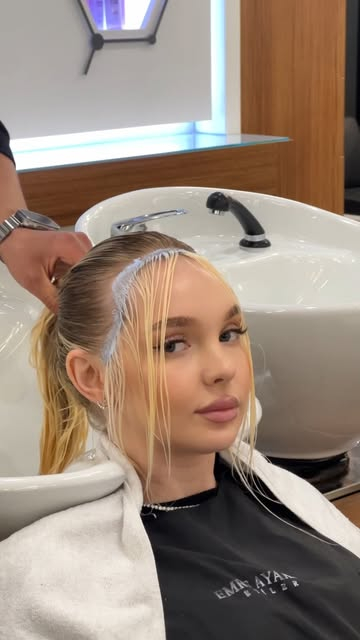 Var mı ötesi ? ????❣️

#emreayaksiz #airtouch #behindthechair