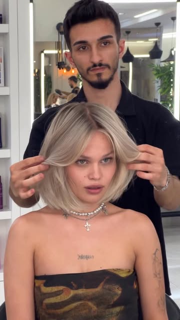 Efsane ????????
.
#blondehair #emreayaksiz #hairsalon #behindthechair #hairtransformation